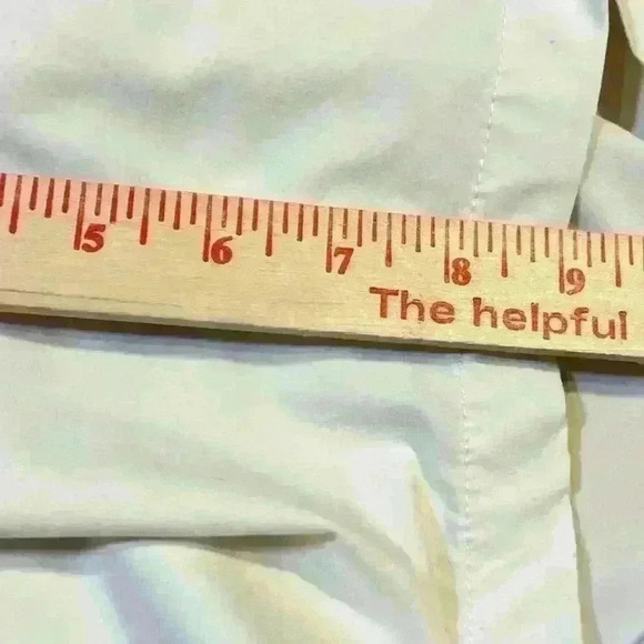 Southern Tide T3 Tide to Trail Performance Shorts Men’s Size Med Stone Quick Dry - Picture 7 of 8